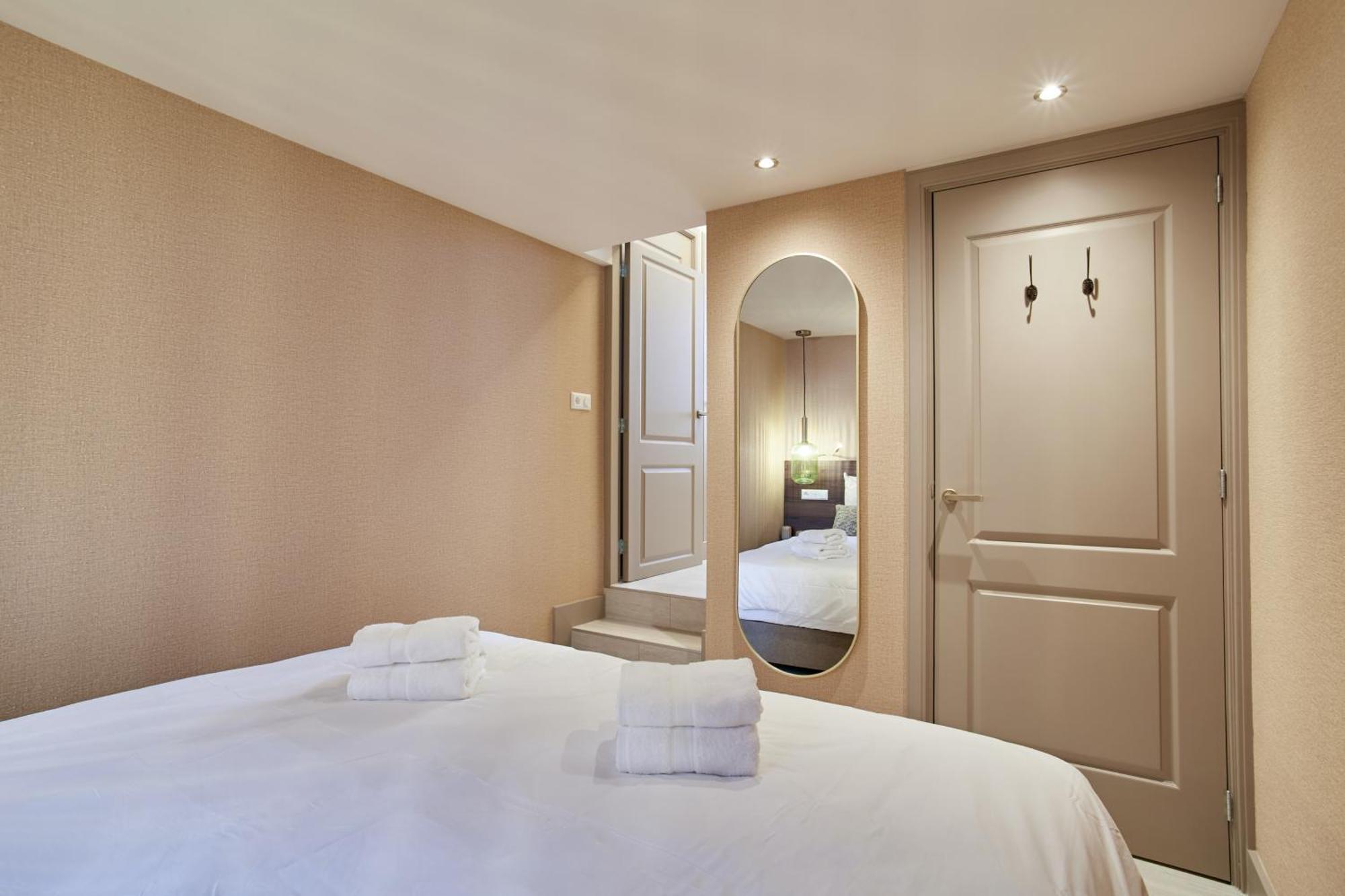 Four Star Apartments - Keizerstraat 45 لاهاي المظهر الخارجي الصورة